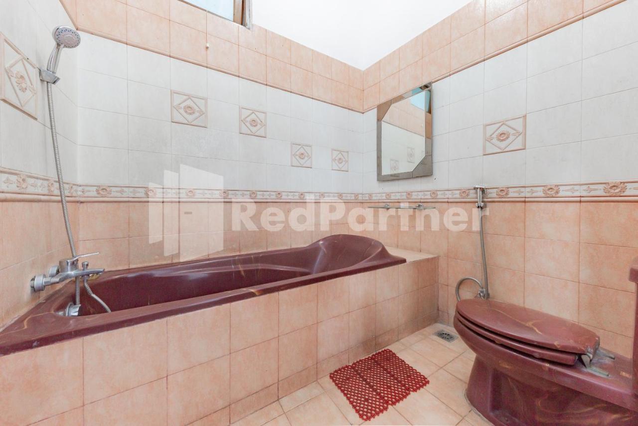 Biru Homestay Bandung Mitra Reddoorz Kültér fotó